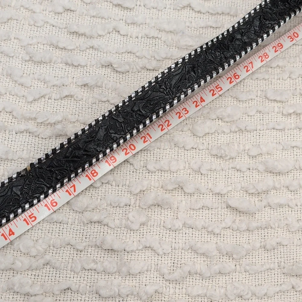 Vintage Western Black Leather Buckstitch Silver Longhorn Embossed Tooled Belt